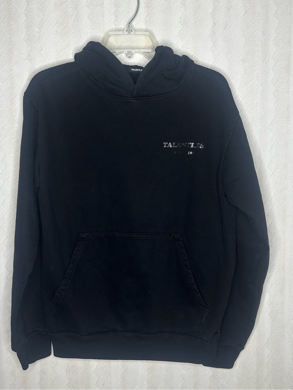 🔥 TALENTLESS circle logo hoodie black font - Casual Sweatshirt size small - Picture 2 of 6